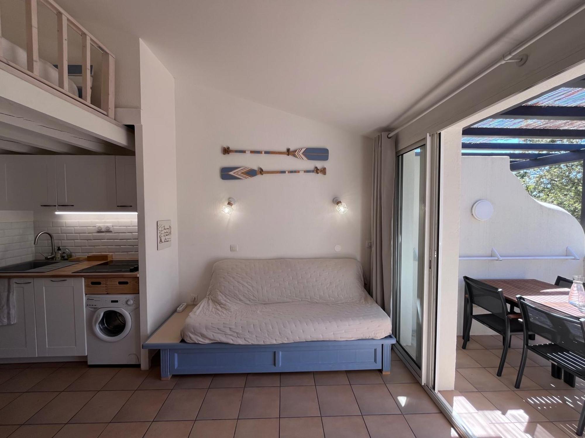 Charmant Appartement Village Restanques De Saint Tropez Grimaud Exterior foto